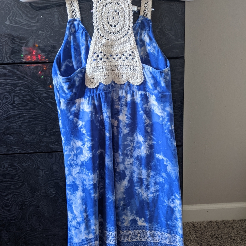Dress - Picture 2 of 2
